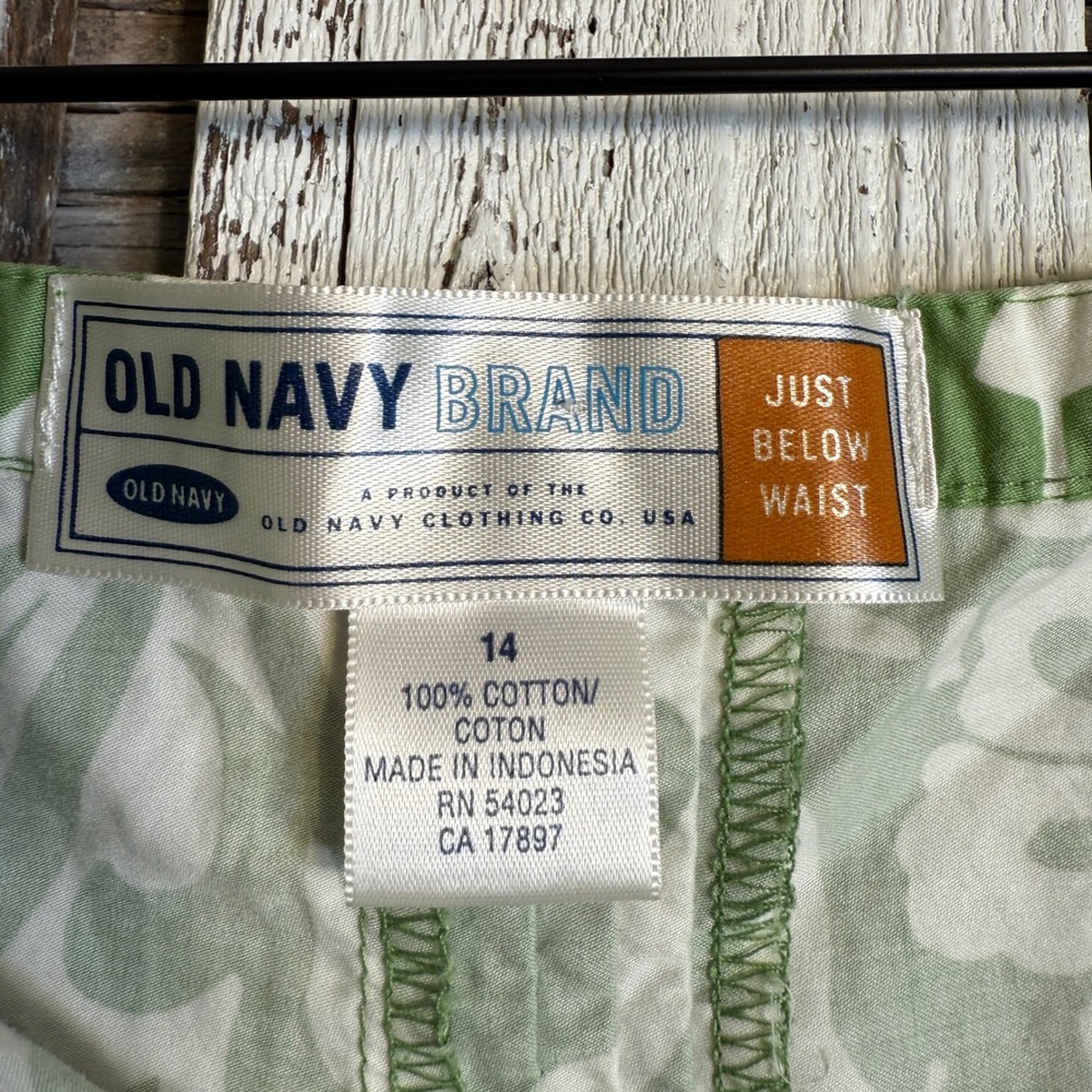 VTG '05 Y2K Old Navy Tropical Floral Skirt Size 14‎ Green White Whimsical Fairy - Picture 2 of 12